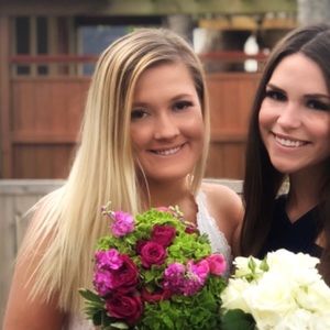 Meet your Posher, Ava